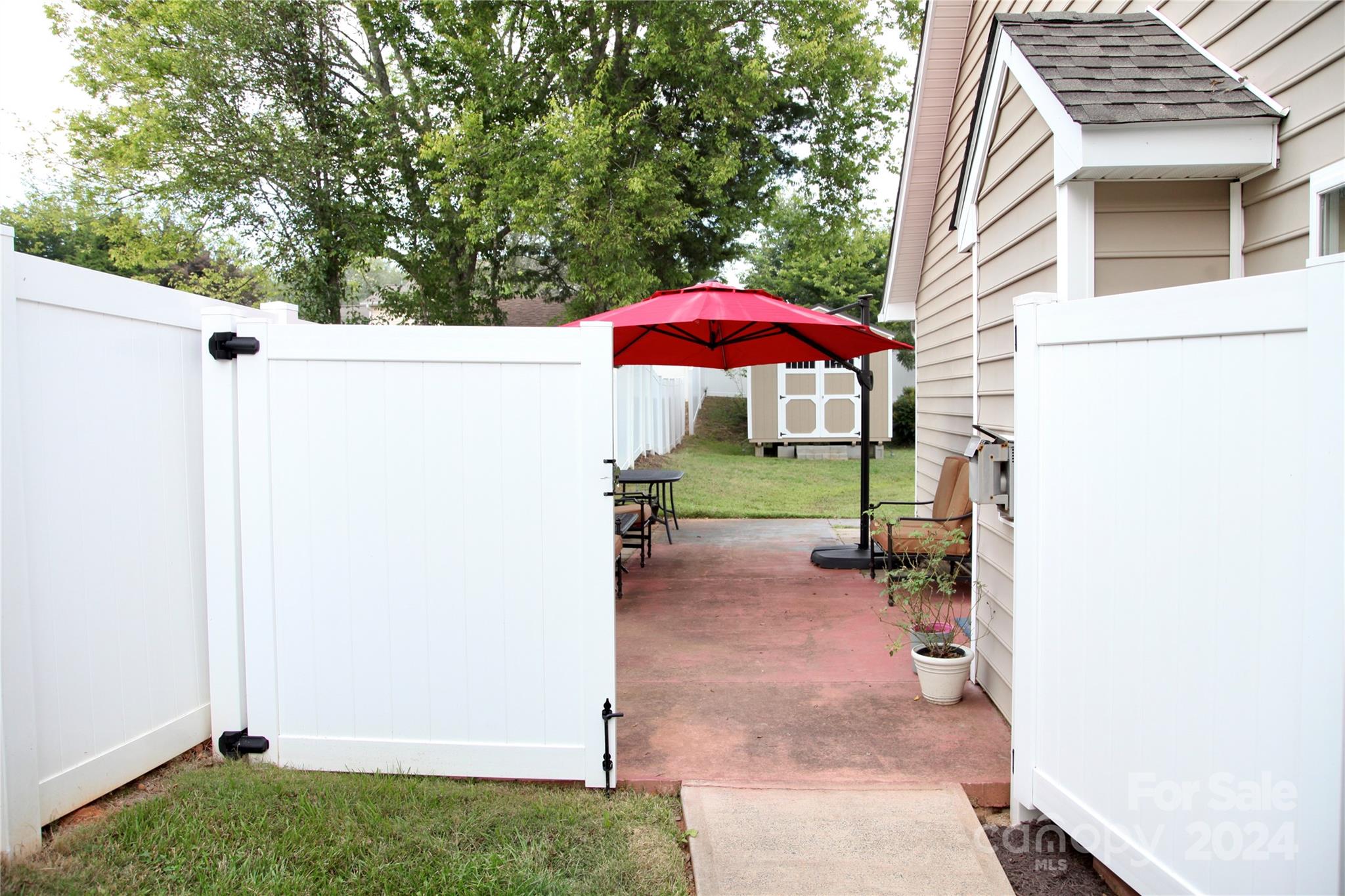 Lake Park - Residential