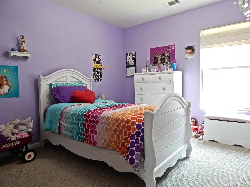 Hamilton Lakes - Residential Lease