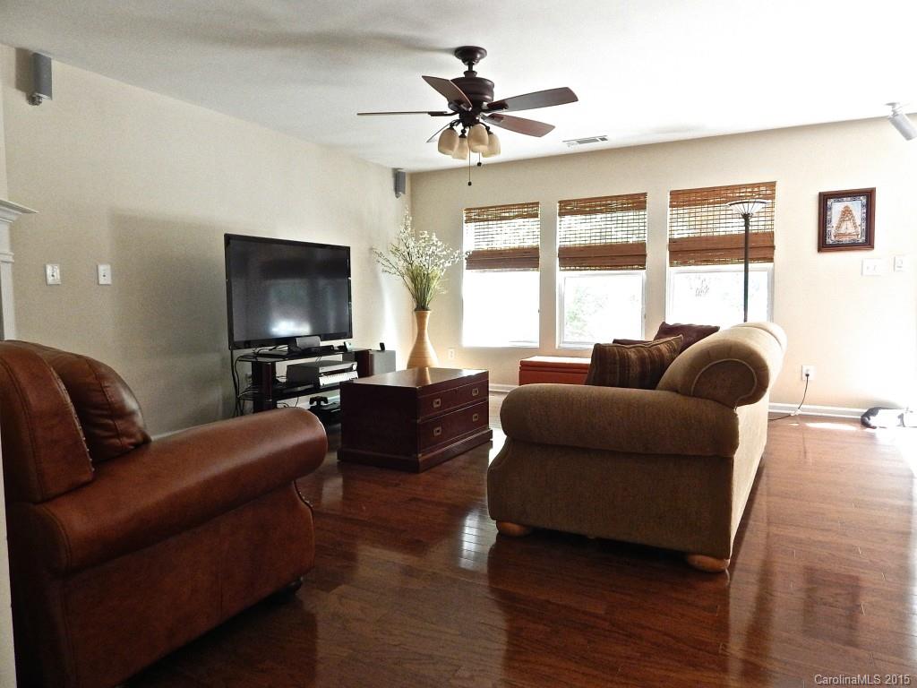 Hamilton Lakes - Residential Lease