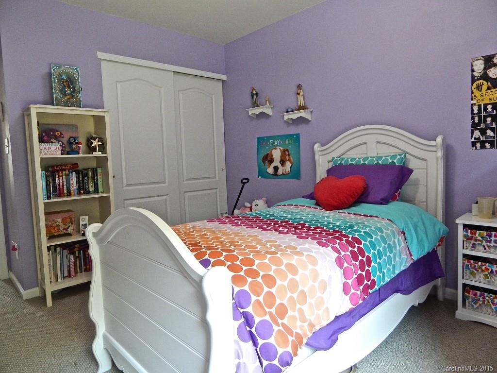 Hamilton Lakes - Residential Lease