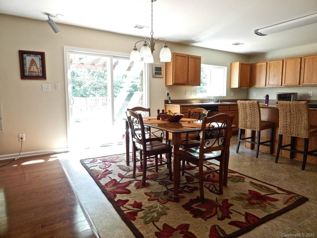 Hamilton Lakes - Residential Lease