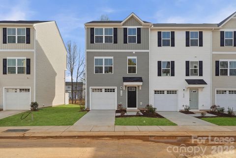 Photo of 7024 Capstan Terrace, Charlotte, NC 28269 (MLS # 4358852)