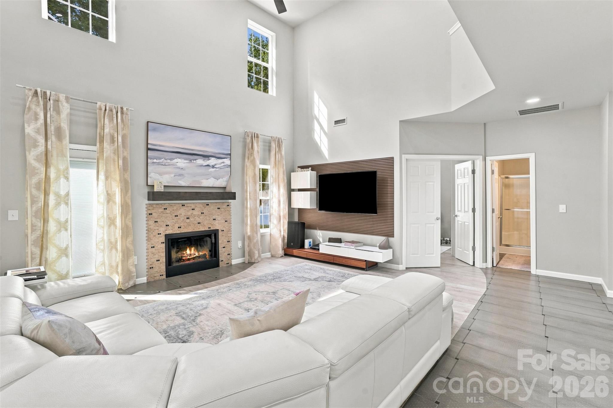 5909 Parkstone Drive