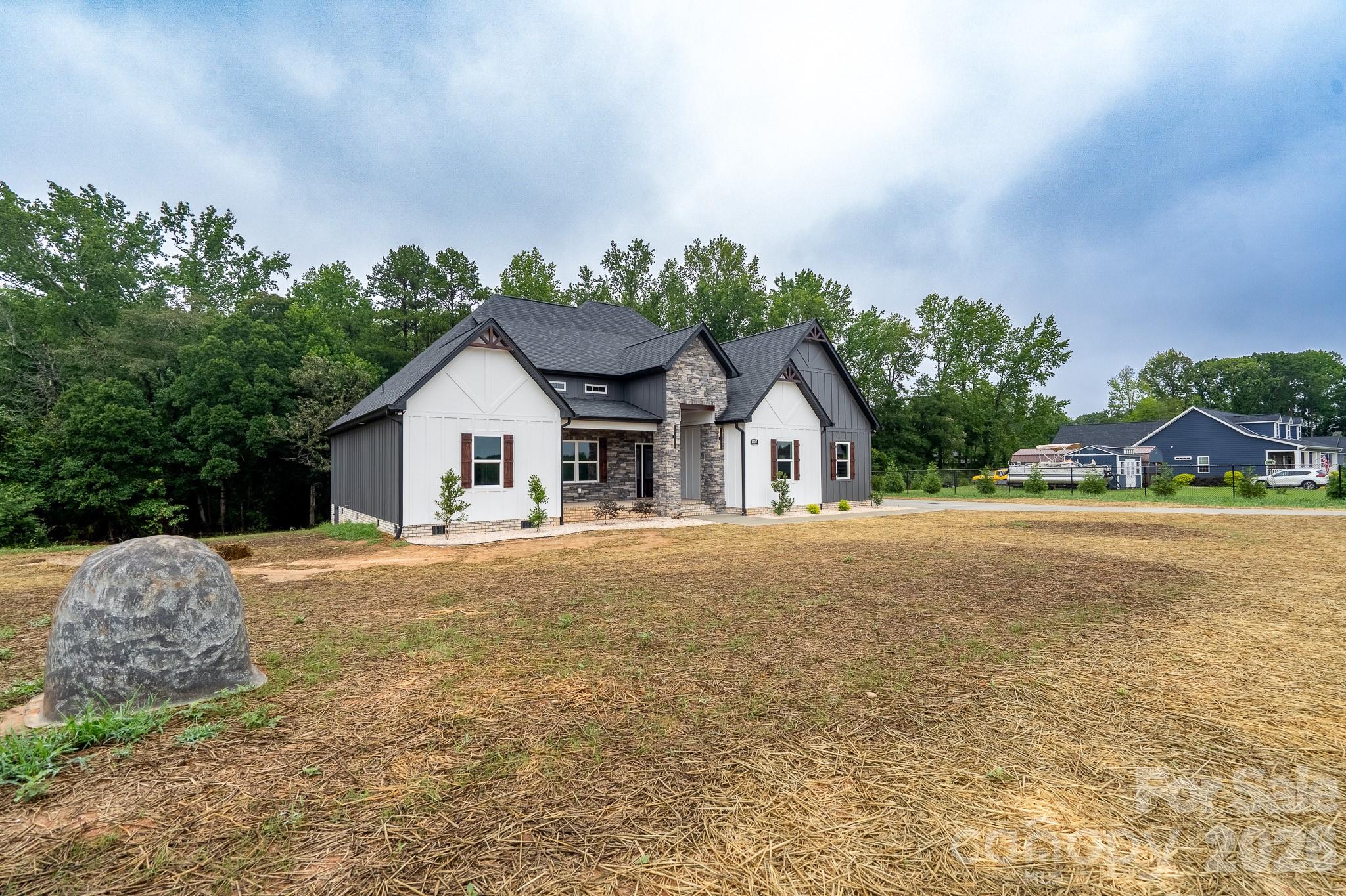1007 Harrogate Drive
