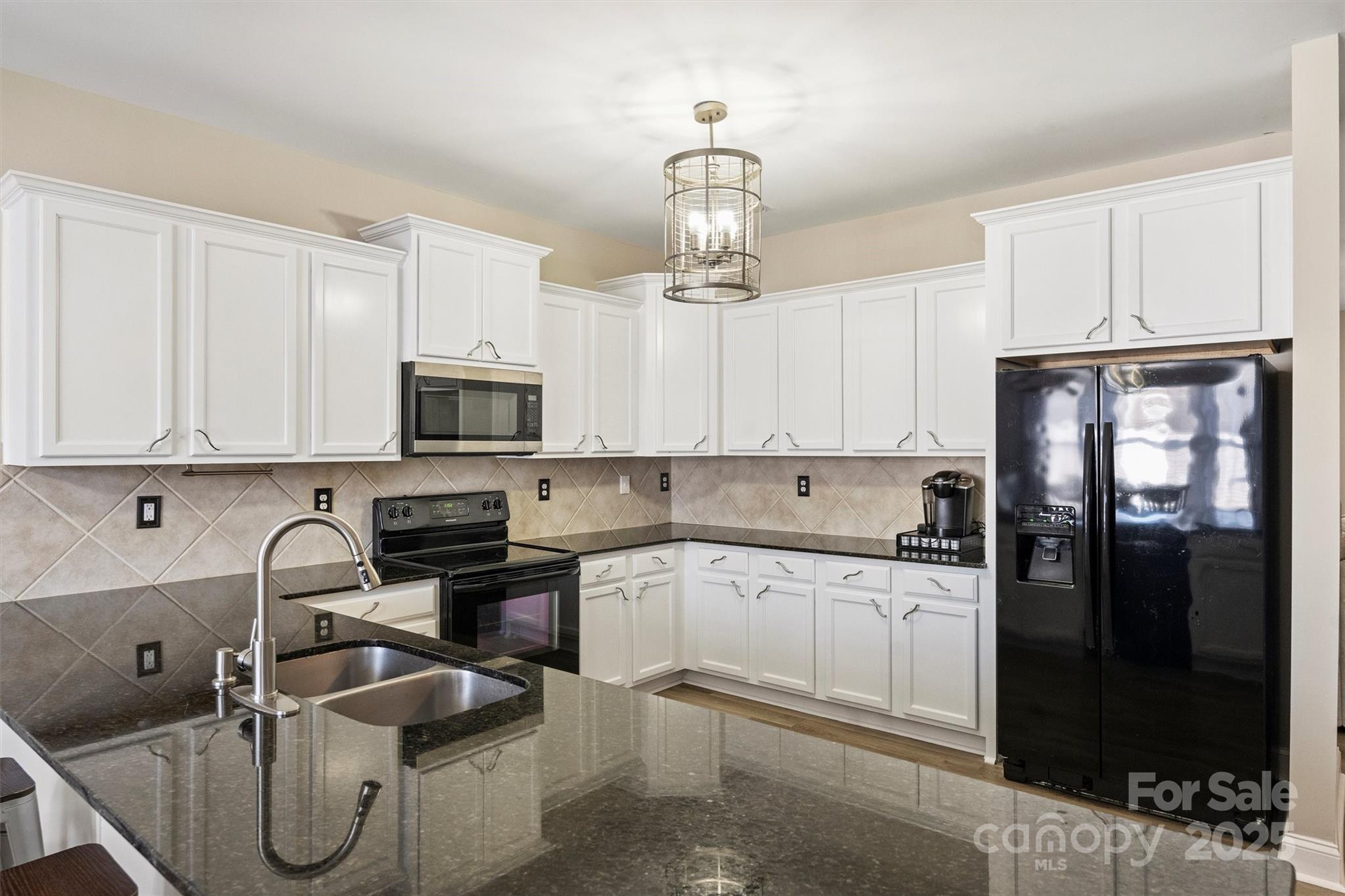 Newport Lakes - Residential