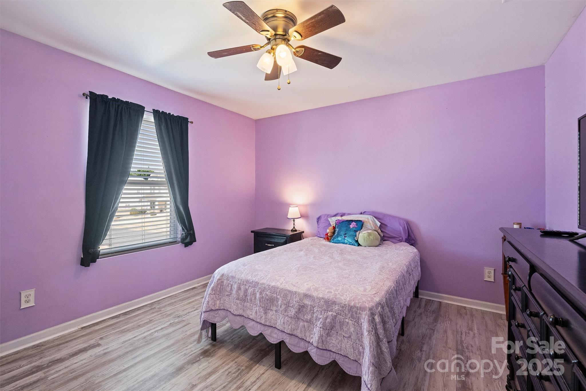 Newport Lakes - Residential