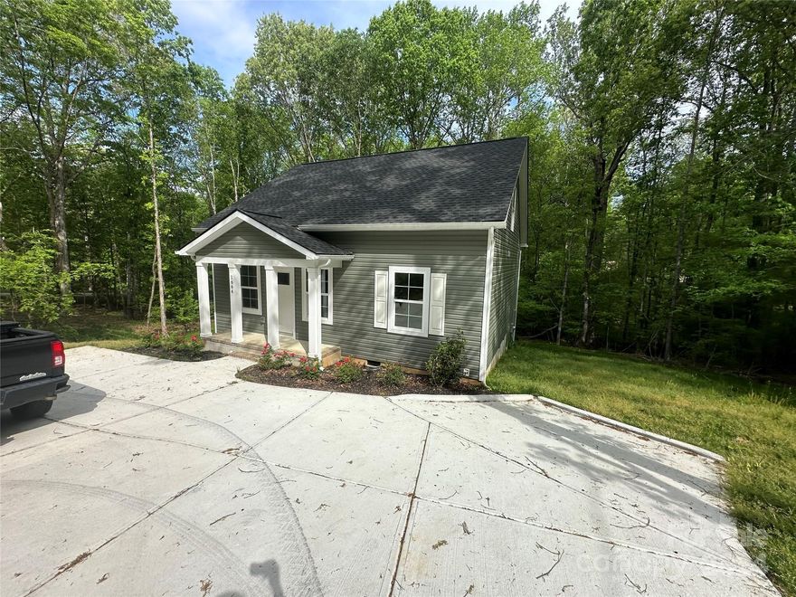 New construction located on a corner lot!  Open floor plan features a large living area and primary bedroom located on the main floor.  Two additional bedrooms and a bath are located upstairs.  No HOA's.  Quick access to Waxhaw, Charlotte and Rock Hill.