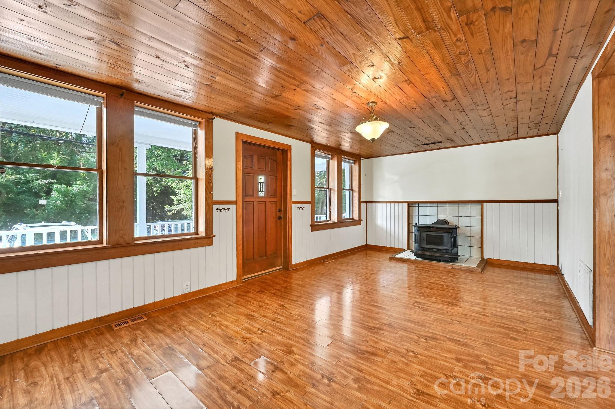 376 Fairview Road