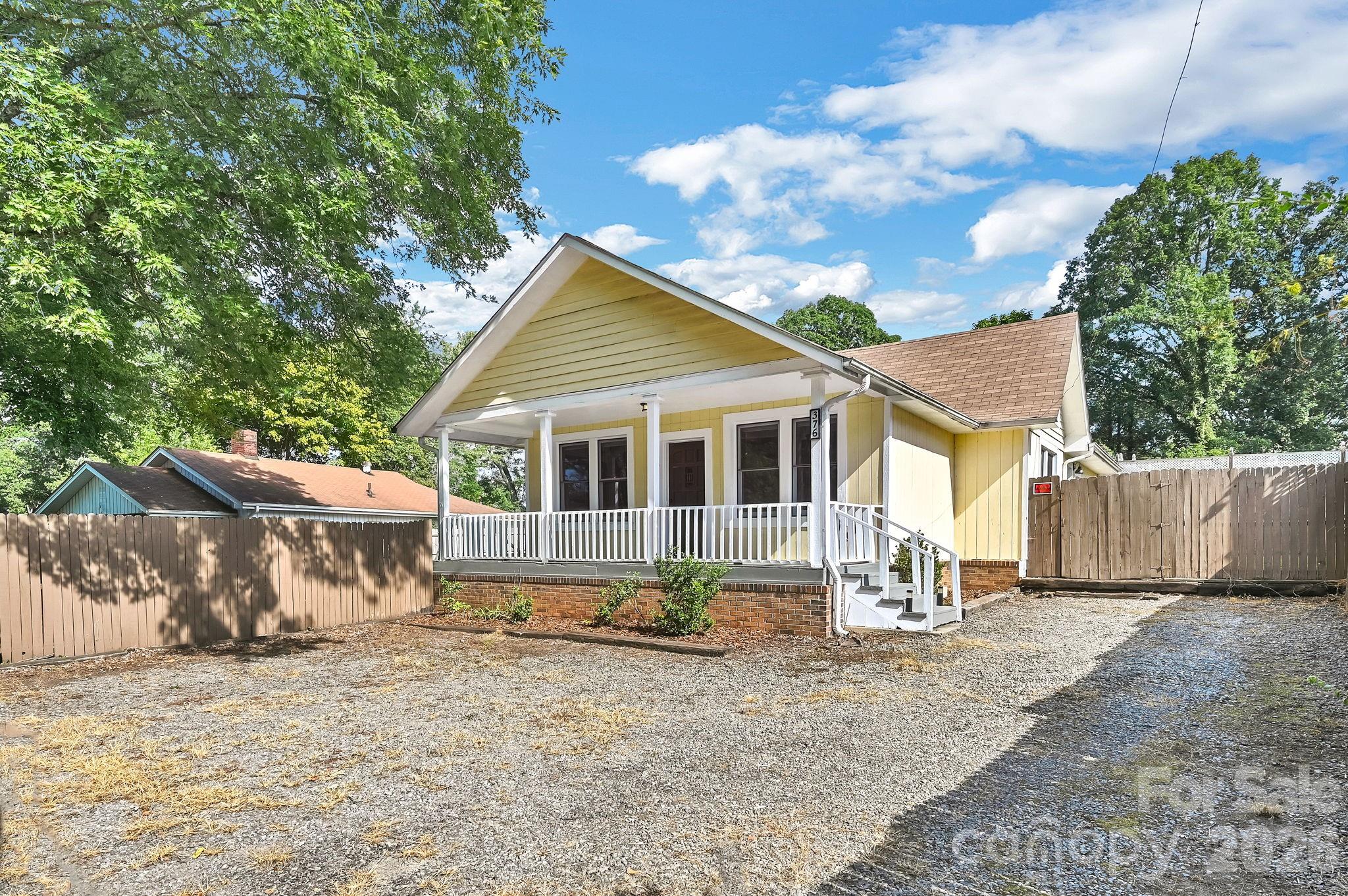 376 Fairview Road
