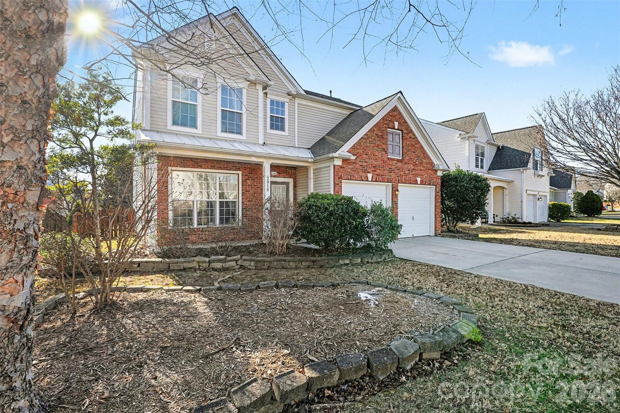 2919 Azalea Hills Drive