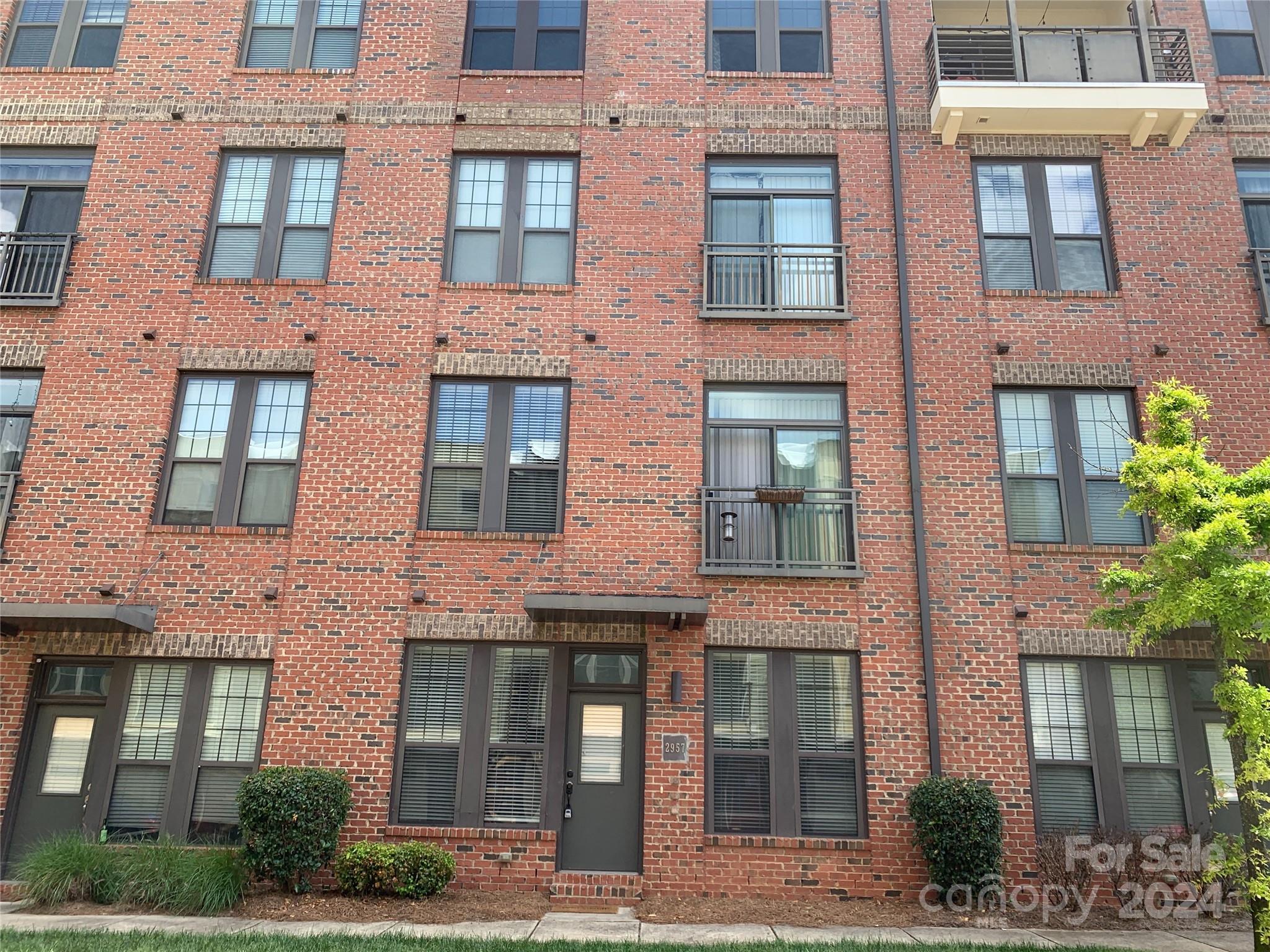 Steel Gardens - Residential