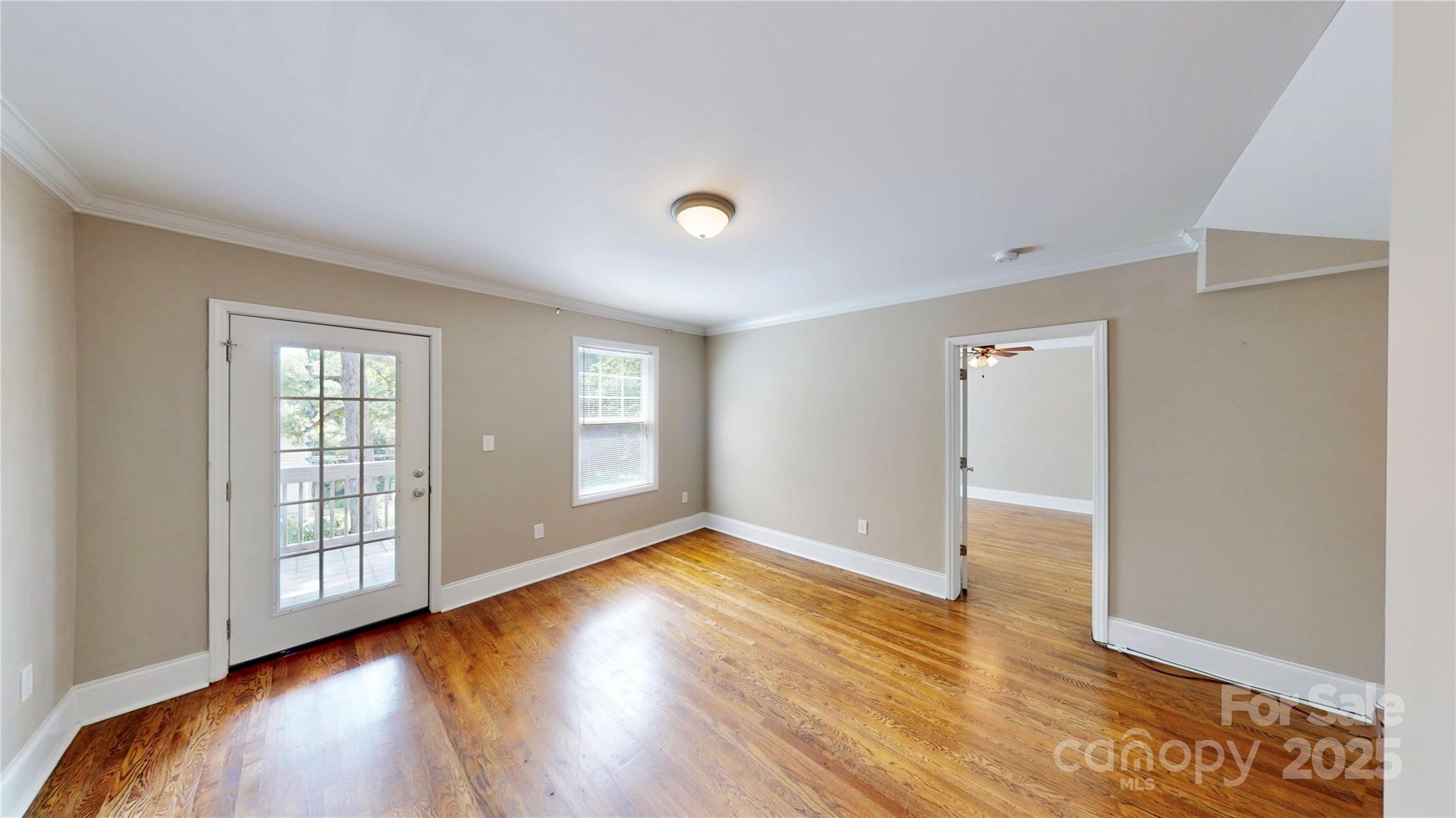 2131 Kirkwood Avenue 8