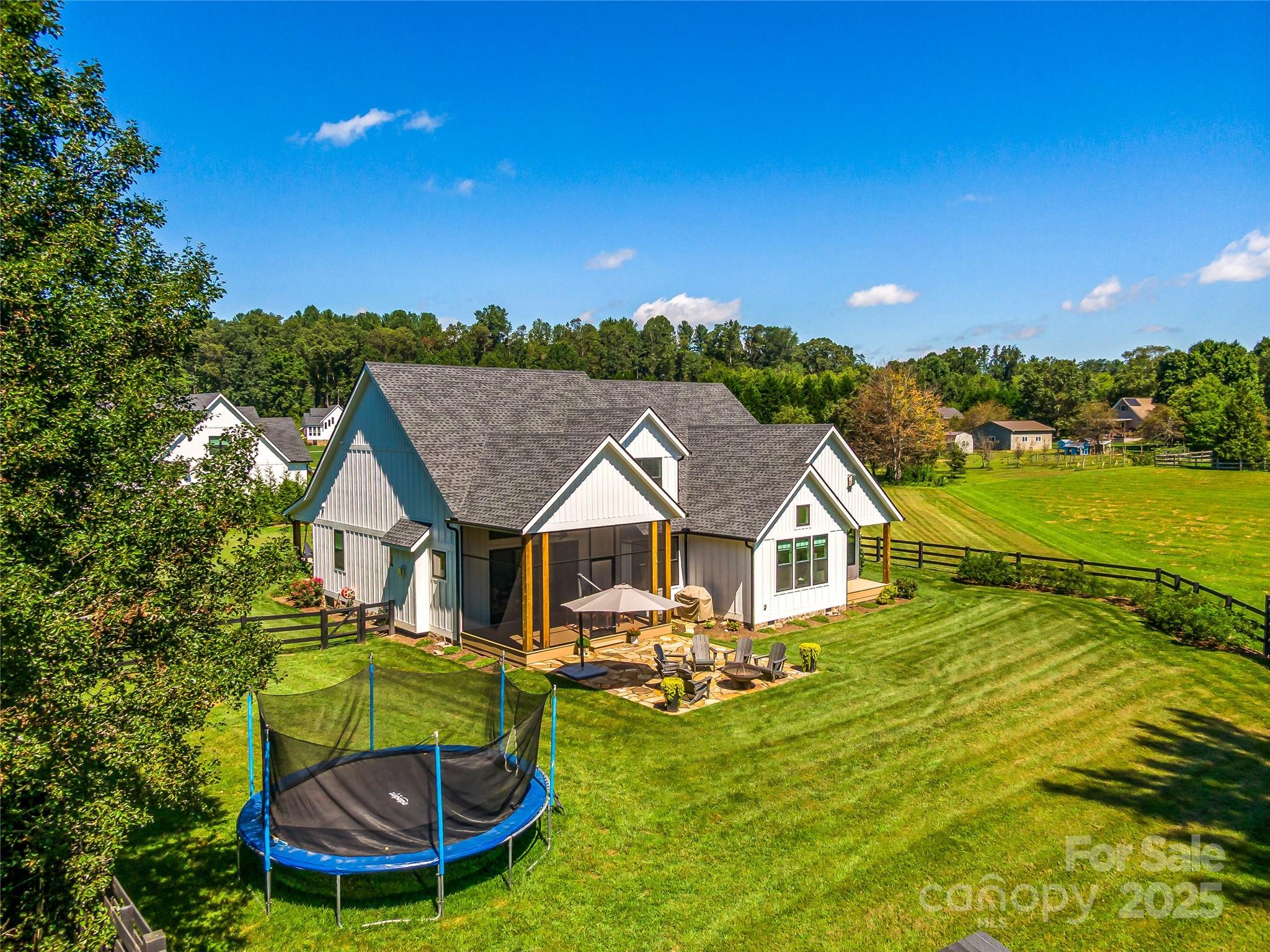 The Cottages at Wintercress - Residential