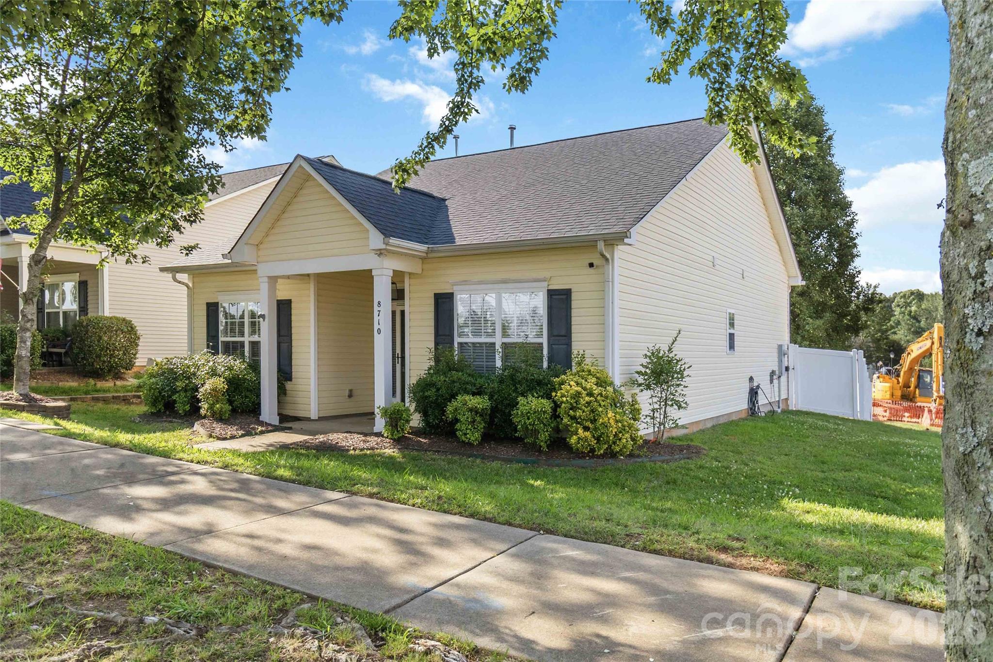 8710 Arrowhead Place Lane