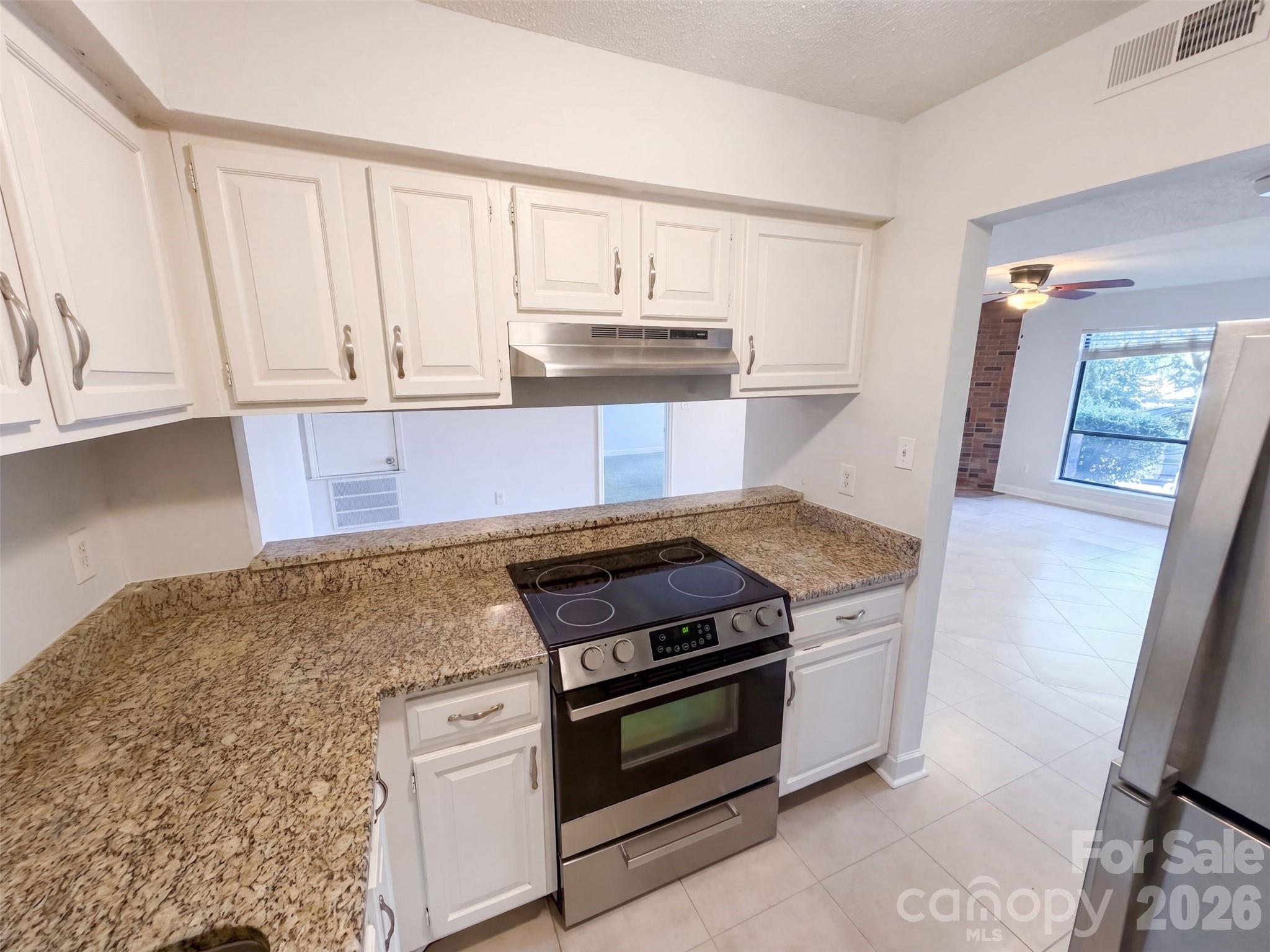 1612 Sharon Road W 61