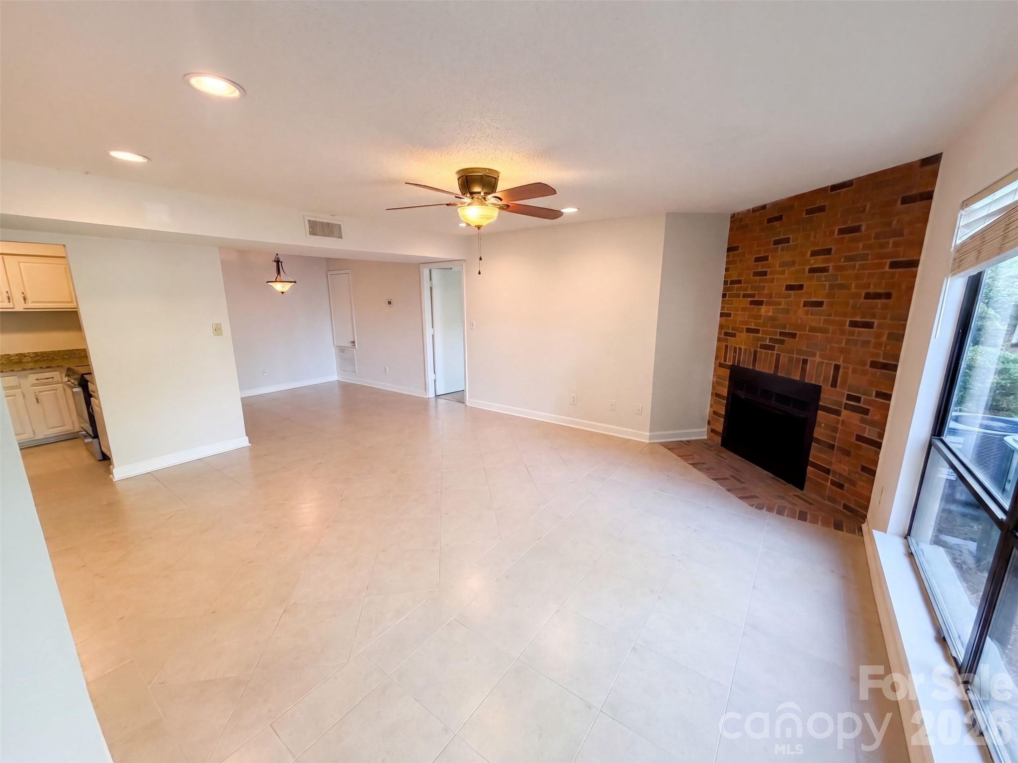 1612 Sharon Road W 61