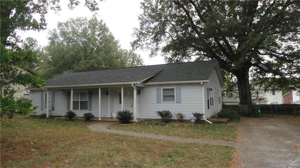 Photo 1 of 7 — 724 Bellows Lane, Charlotte, NC 28270