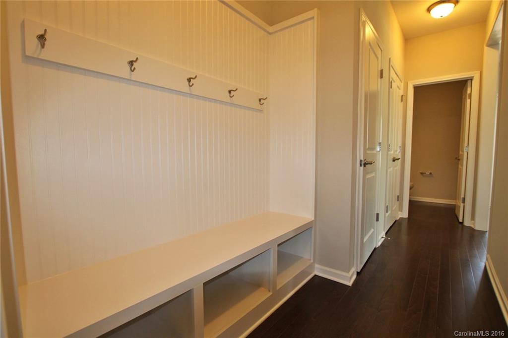 Lake Ridge - Residential