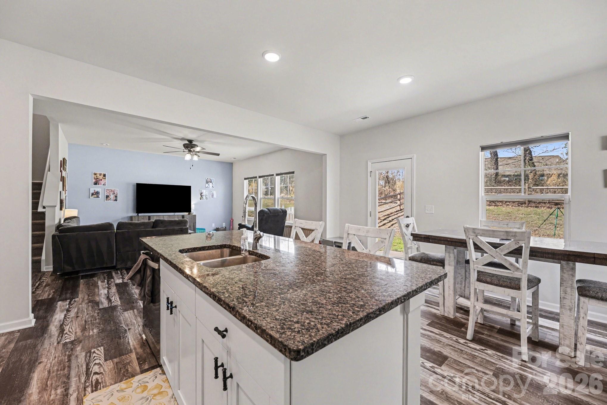 Granite Commons - Residential