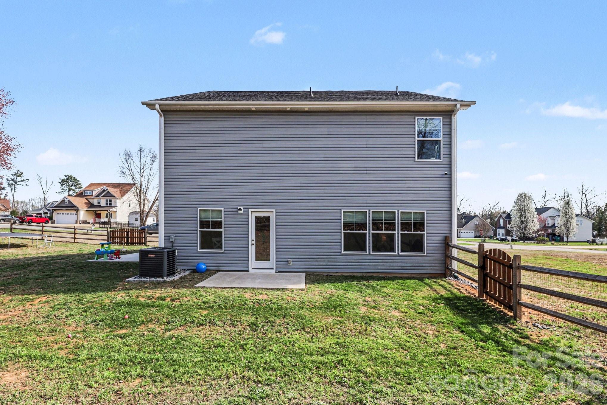 Granite Commons - Residential