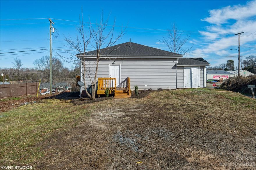 Discover the perfect home with new renovations galore. This recently renovated gem boasts 3 bedrooms and 2 bathrooms ensuring comfort and style. Everything is brand new including roof, siding, HVAC, light fixtures, flooring as well as fresh paint throughout the home. Both bathrooms have undergone full transformations with all new vanities, tubs and showers as well as lighting. All new landscaping around home entrances as well. 

The heart of this home, the kitchen, shines with new cabinets, countertops and stainless steel appliances. Convently located near downtown Rutherfordton, this residence offers easy access to Highway 74.

This is a Fannie Mae Homepath property.