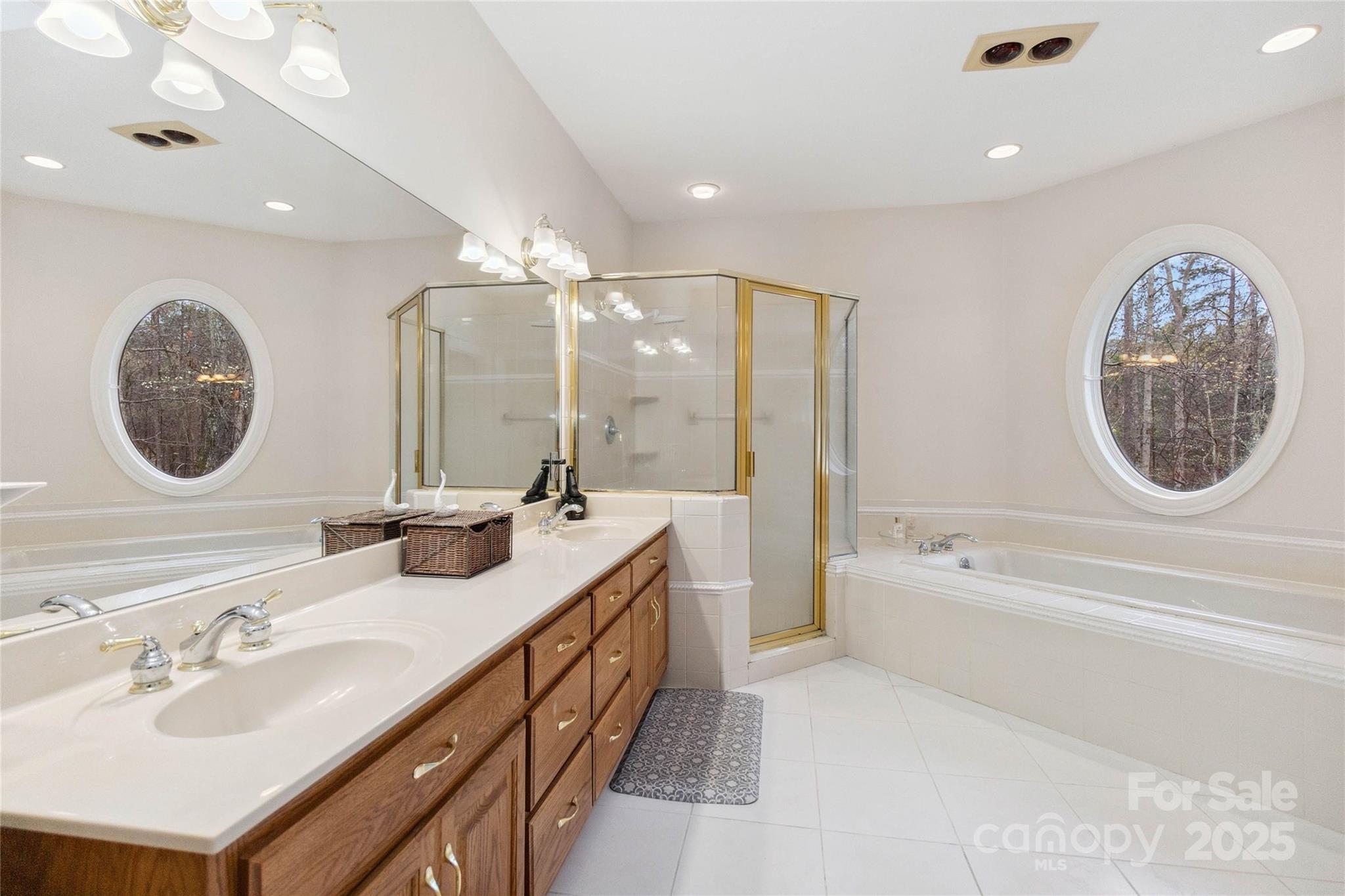 Aero Plantation - Residential