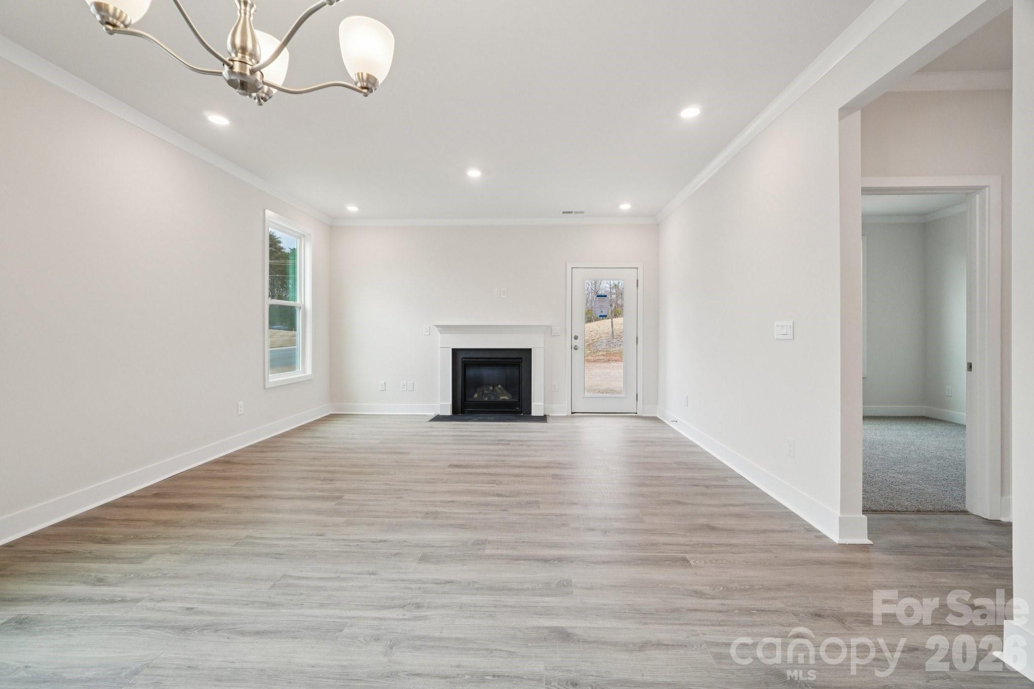 7589 Bainbridge Road