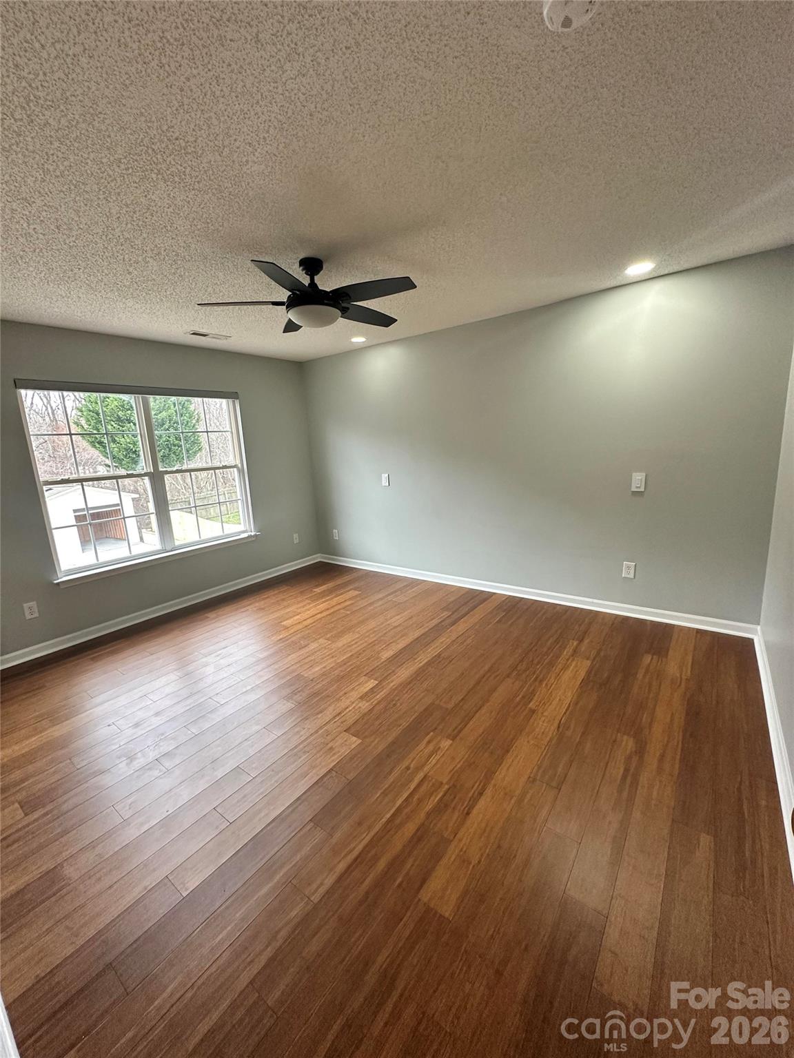 Glen Hollow - Residential