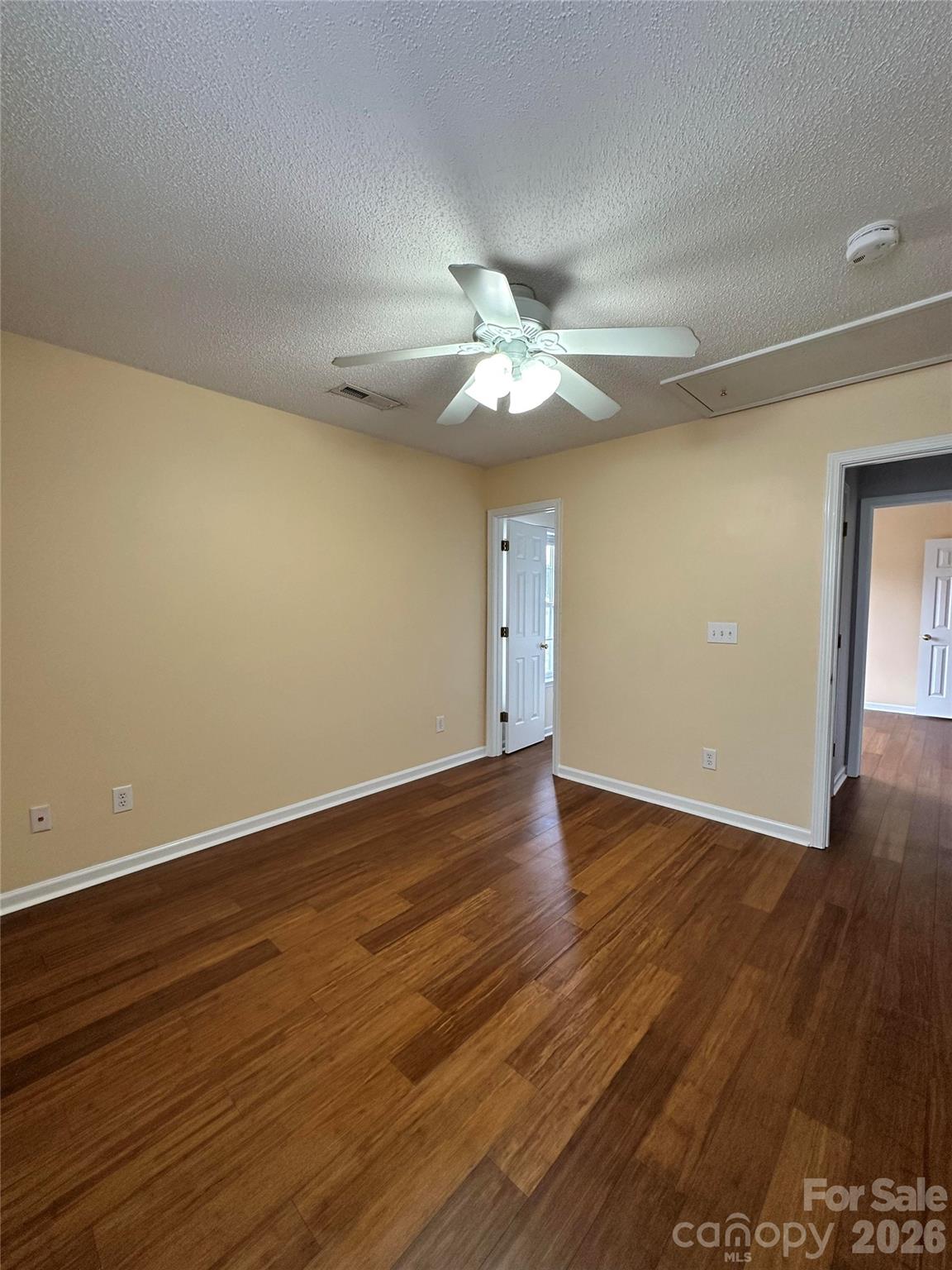 Glen Hollow - Residential