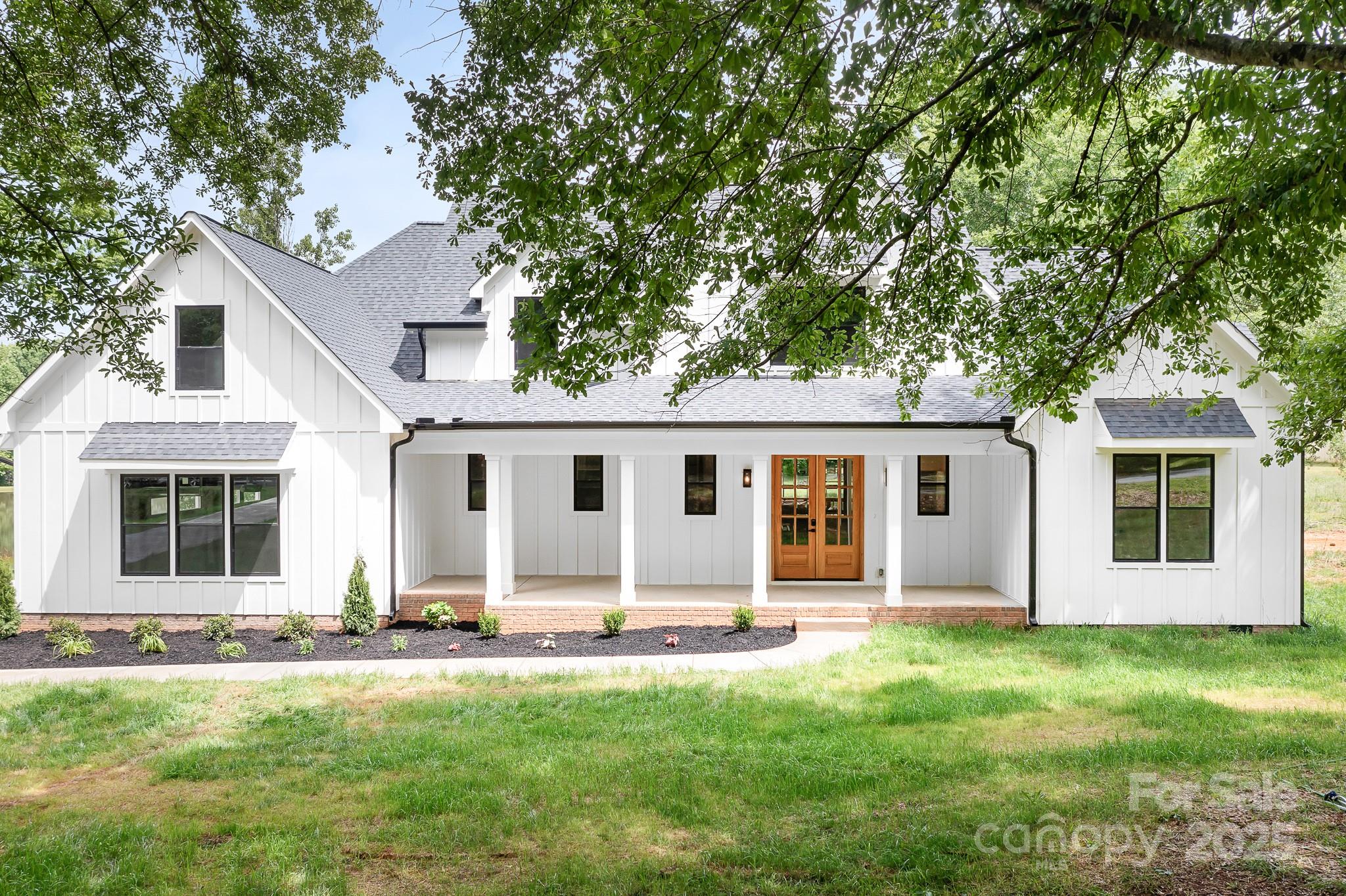 104 Arbor Drive