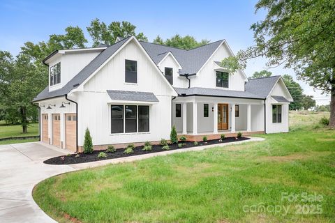104 Arbor Drive Waxhaw NC 28173