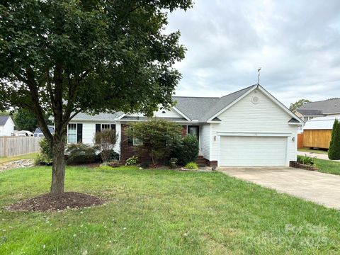 Photo of 710 E Mills Drive, Landis, NC 28088 (MLS # 4311511)
