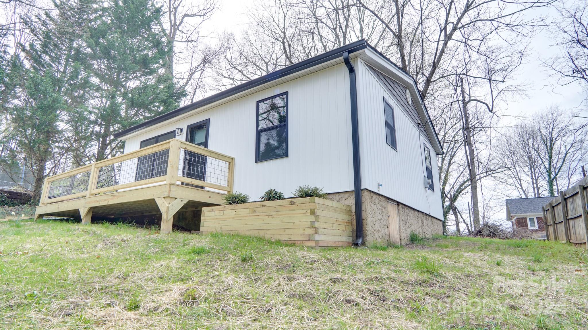 Prop of Asheville Land Co - Residential