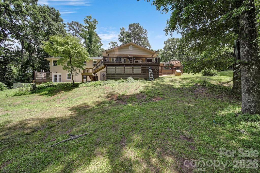 Meadow Lakes - Residential