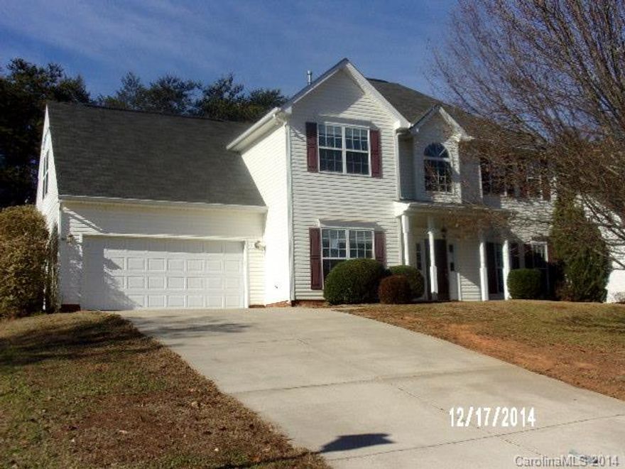 Nice two story home and floor plan in fantastic location. All bedrooms upstairs, open floor plan downstairs with patio off den / breakfast area. Due to condition of home, cash buyers only. 
Property being sold as is. Property is sold through auction. please contact the listing agent for bidding
instructions.