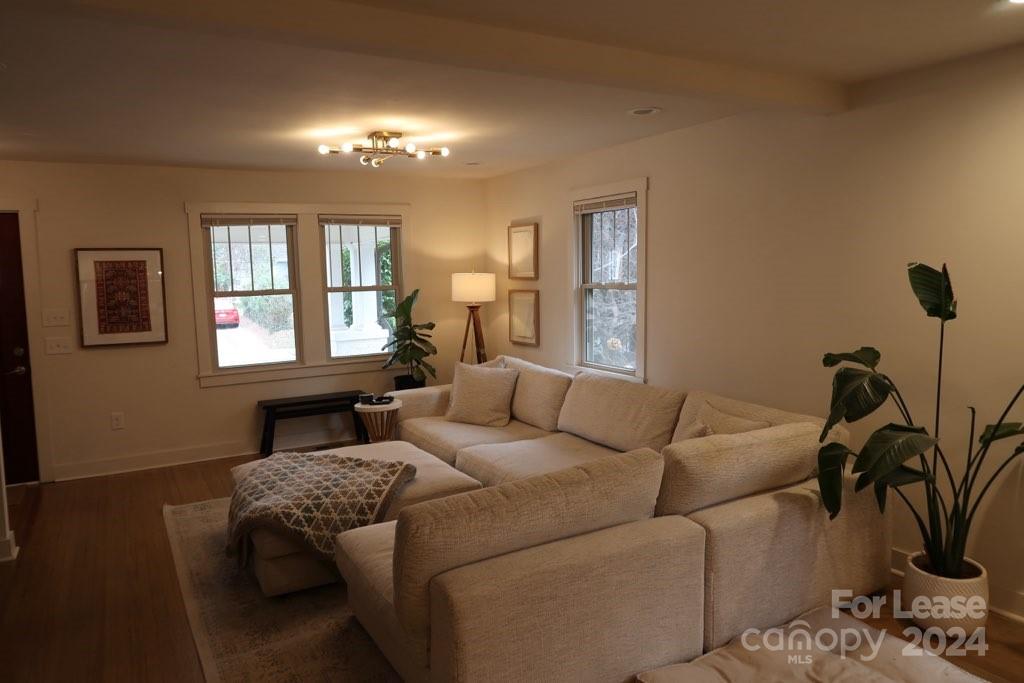 Wesley Heights - Residential Lease