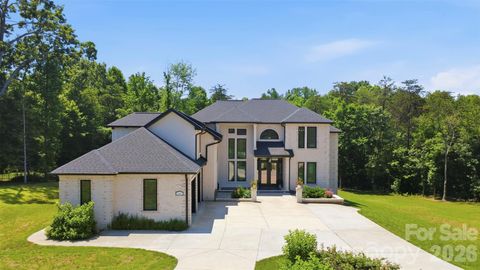 Photo of 1164 Harper Lee Drive, Newton, NC 28658 (MLS # 4391920)