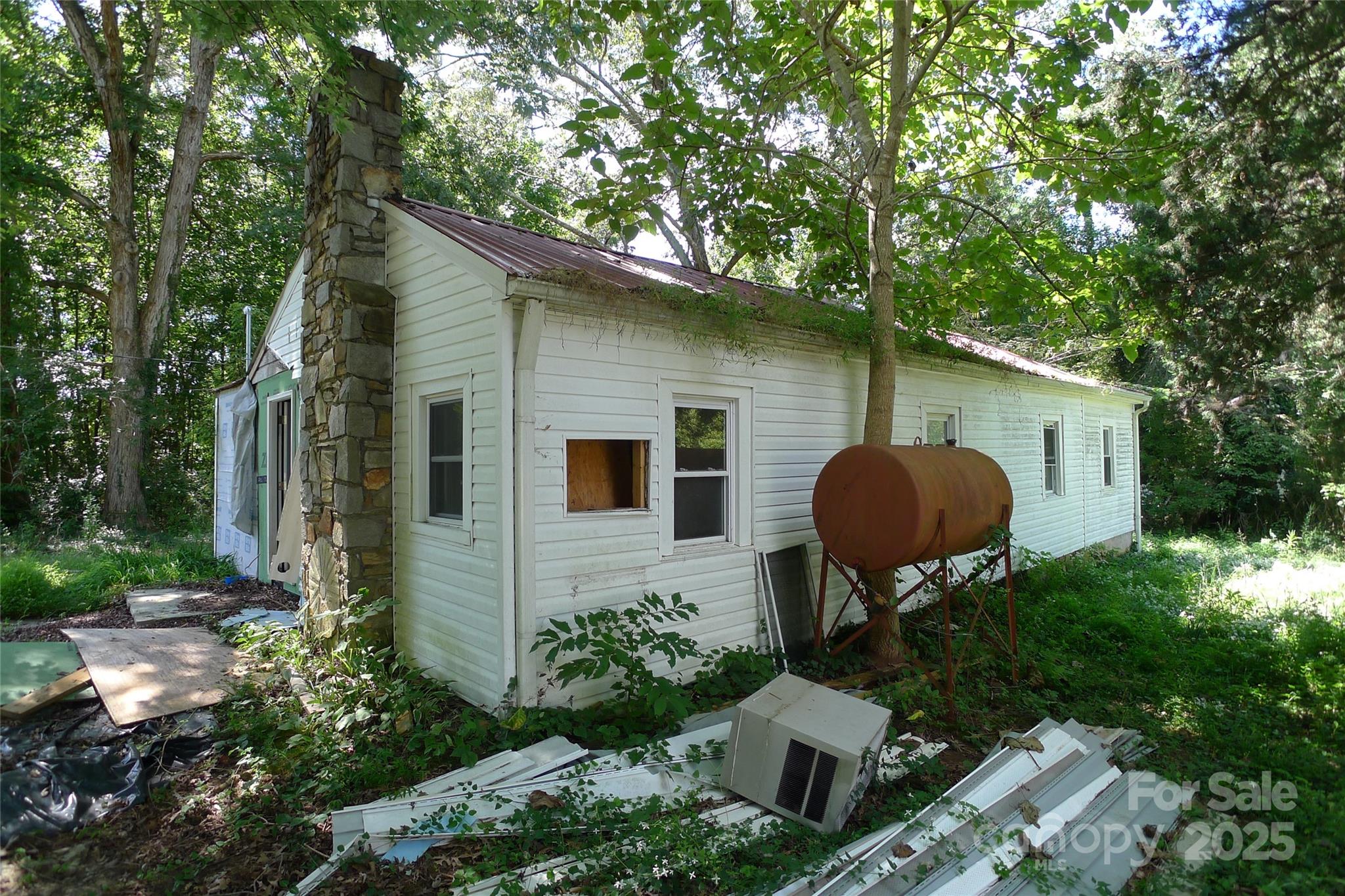 115 N Arlington Avenue 28-33, 65-70