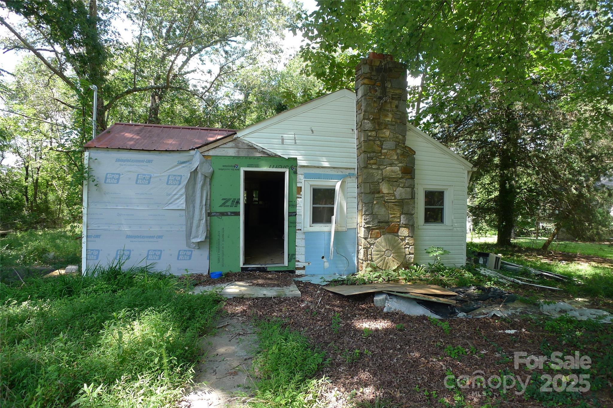 115 N Arlington Avenue 28-33, 65-70