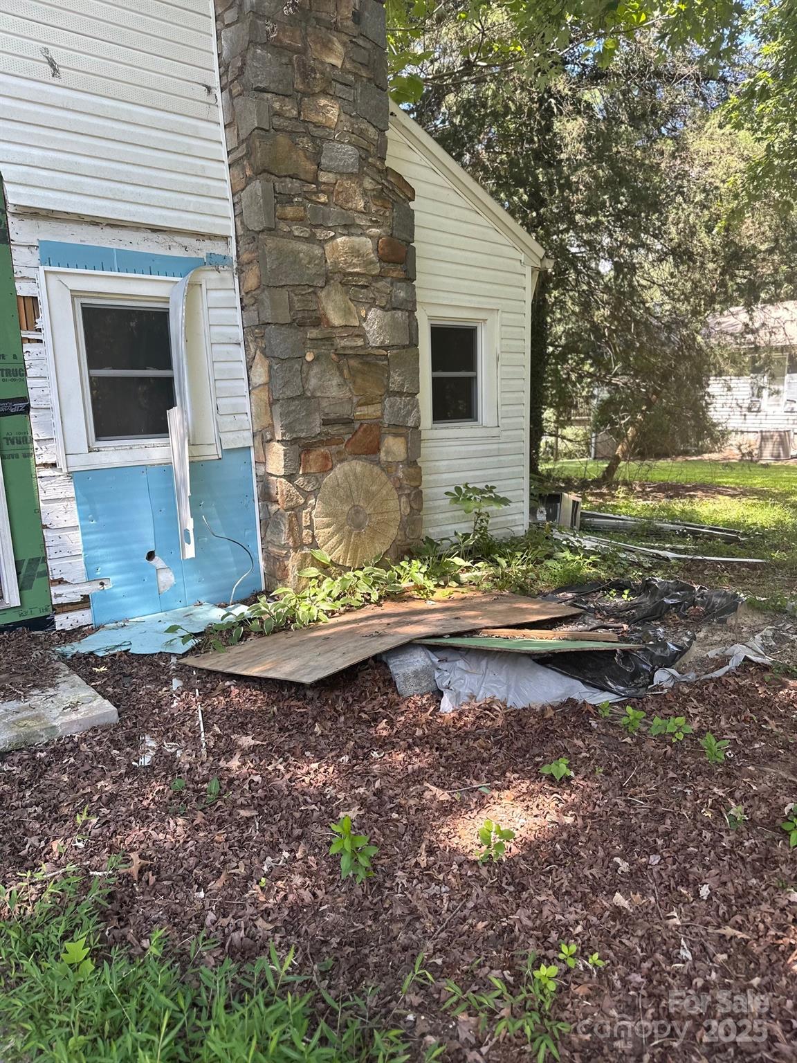 115 N Arlington Avenue 28-33, 65-70