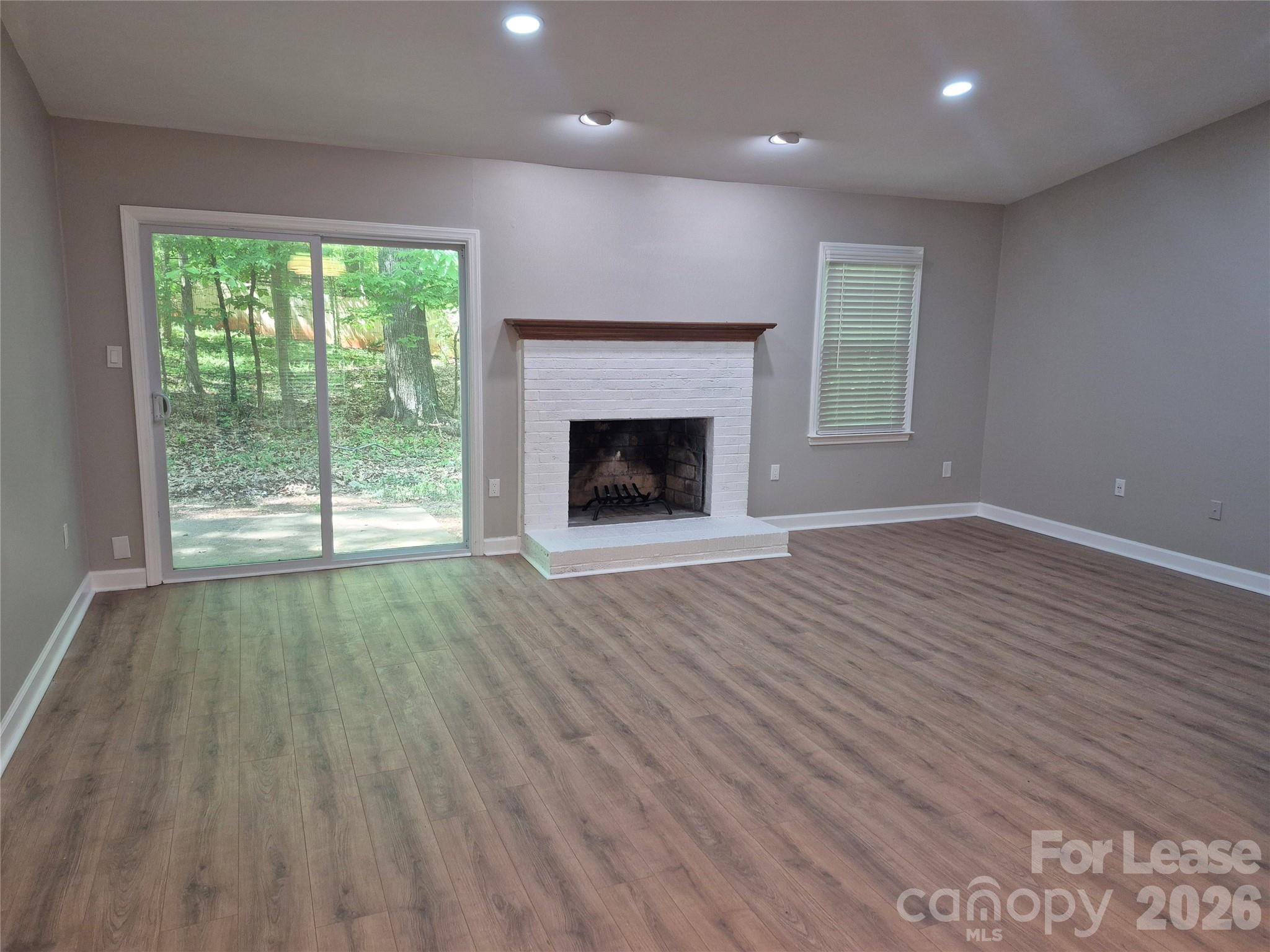 8246 Arrowsmith Lane