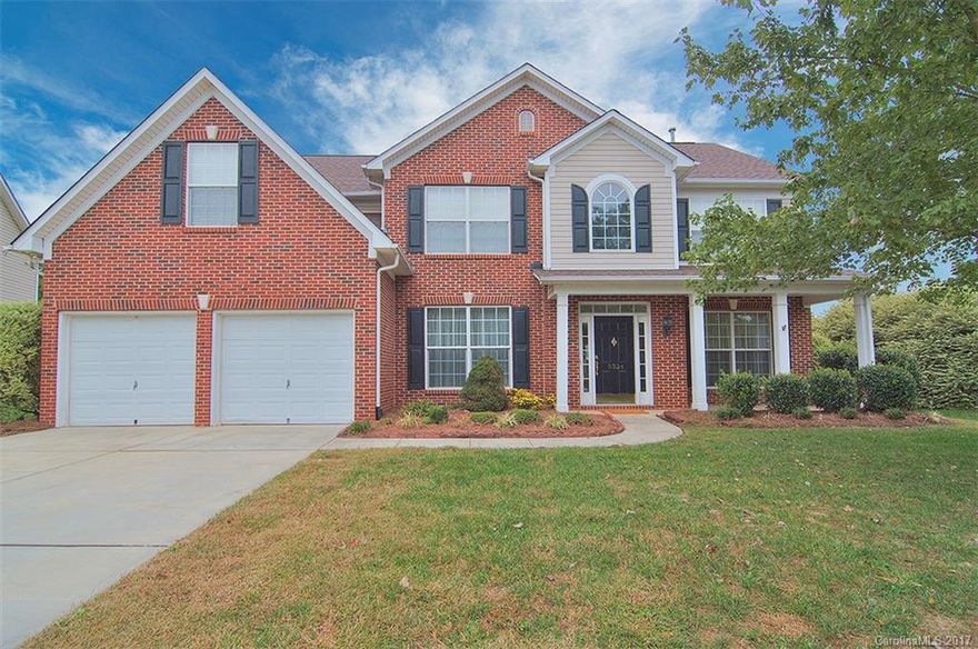 SELLER SAYS SELL! ALL NEW PAINT! REFINISHED HARDWOODS! NEW CARPET DOWNSTAIRS! Absolutely MOVE-IN READY! Spacious 3100+ sq. ft. home w/HUGE backyard. HOME FEATURES: soaring 2-story foyer, dual staircases, formal LR & DR, hardwoods, spacious kitchen w/CORIAN counters, abundance of 42" cherry cabinets, large laundry rm, HUGE 2-story FAM RM, office w/french doors & plantation shutters, four oversized BRs up.  Master BR features tray ceiling & sitting rm. FABULOUS fenced backyard! Ready to call HOME!