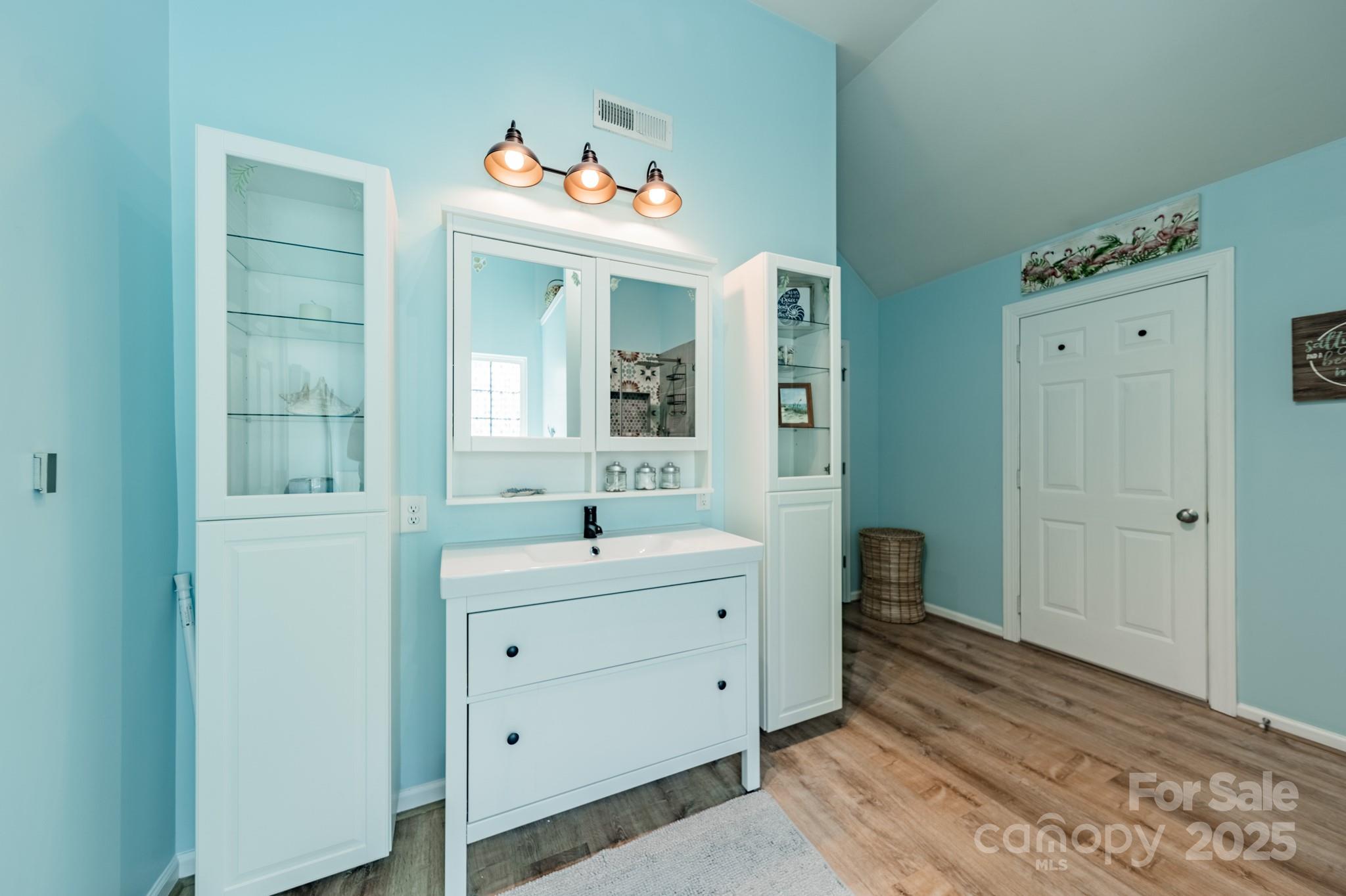 Sandy Pointe - Residential