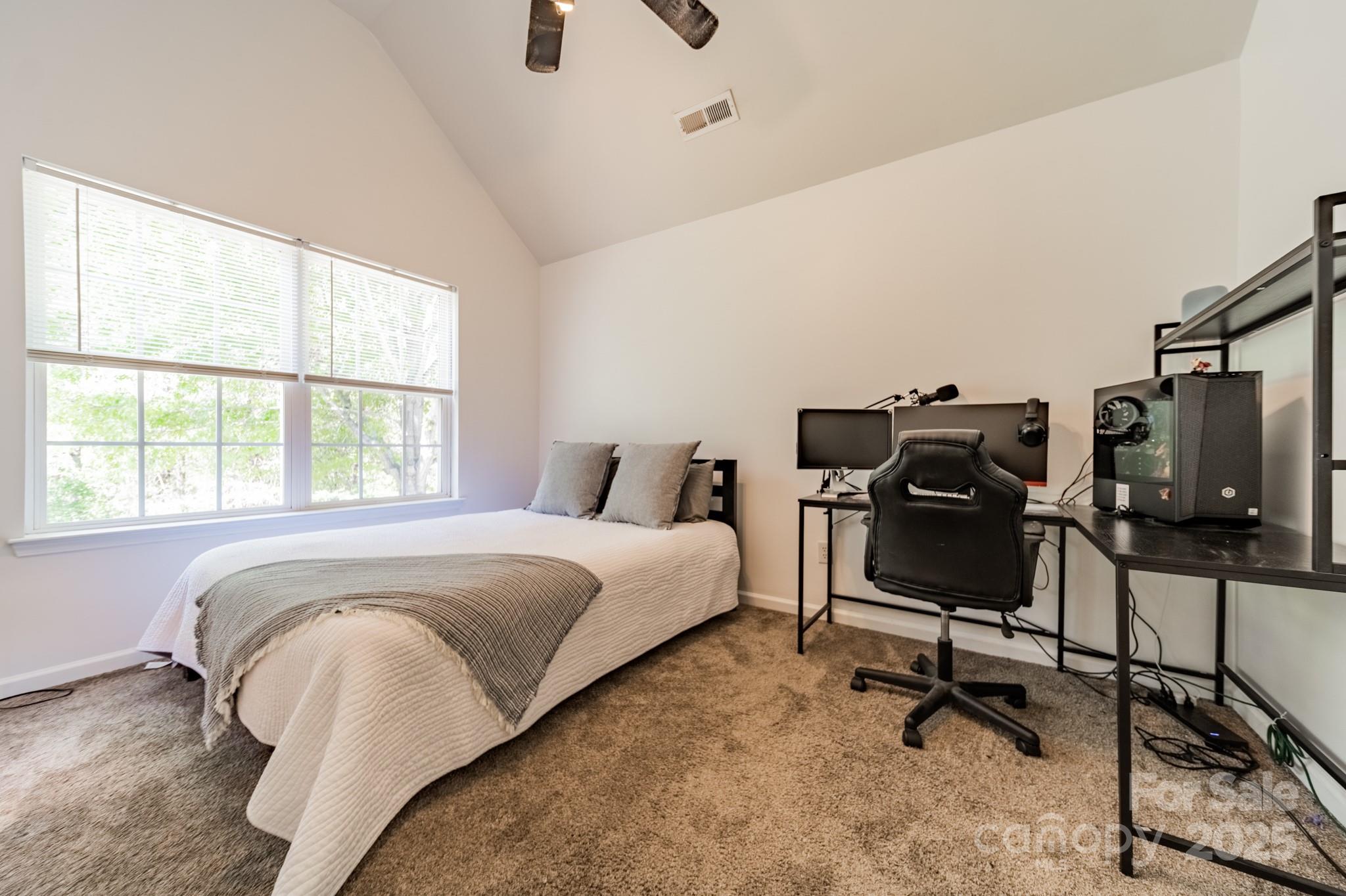 Sandy Pointe - Residential