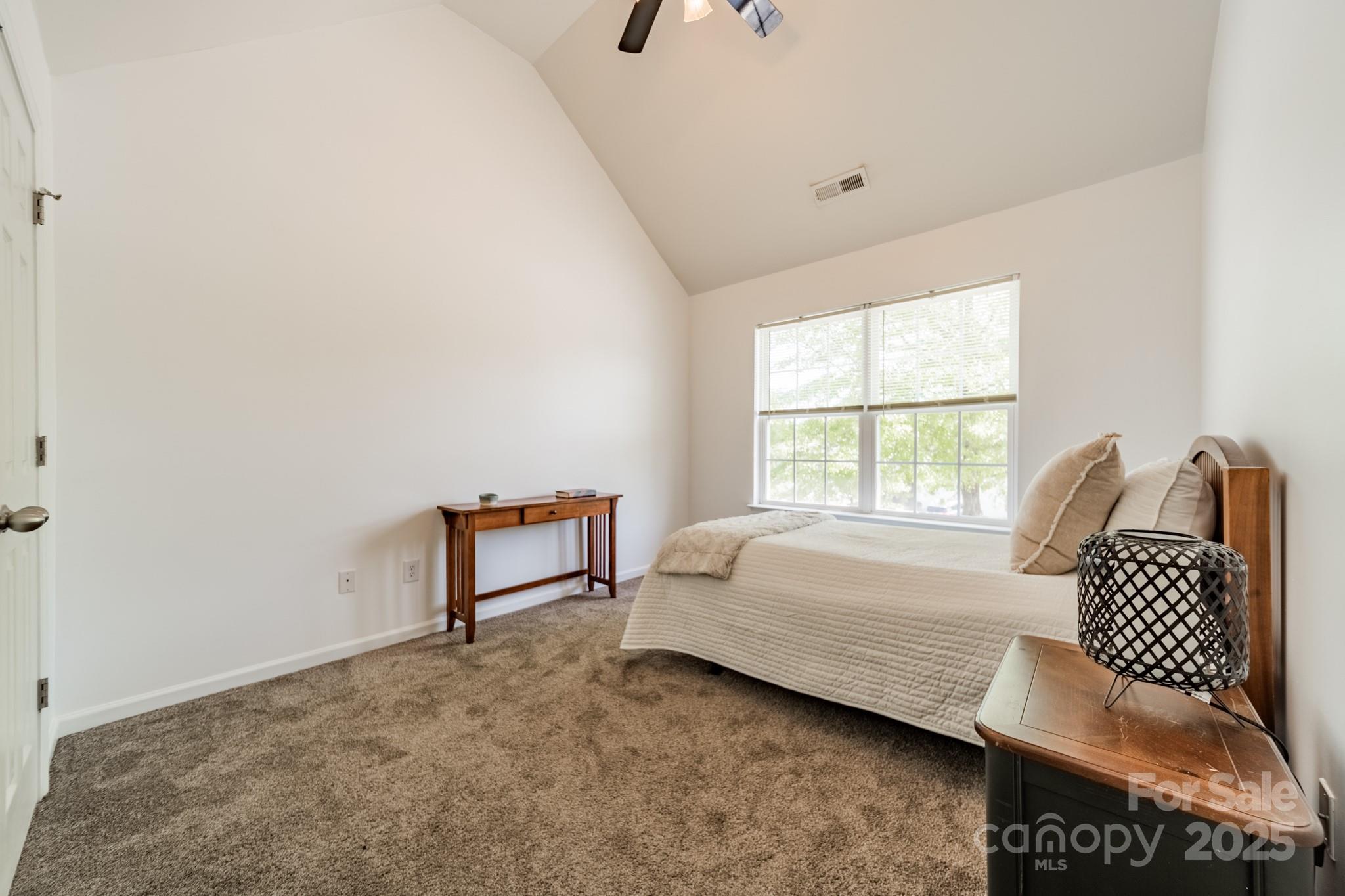 Sandy Pointe - Residential