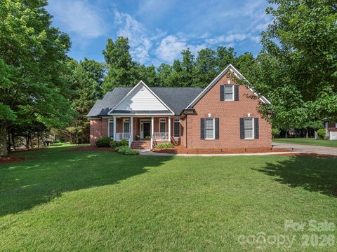 Photo of 3672 Charolais Lane, Harrisburg, NC 28075 (MLS # 4387299)