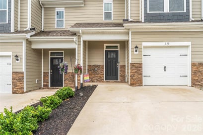 138 Creekview Road Hendersonville NC 28792