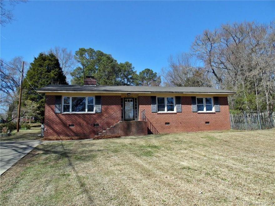 Located near the heart of historic downtown Chester, this 3 BR/2 BA ranch features a traditional layout, plus a 1 car att garage & a rec room w/lots of potential. Large kitchen w/work island, spacious dining, hardwood floors & a nice patio area. Quiet lot approaches nearly an acre. This is the one you have been waiting for - the space you are seeking w/a traditional feel! Strongly encouraged that offers include proof of funds/pre-approval & is required for seller's final acceptance.