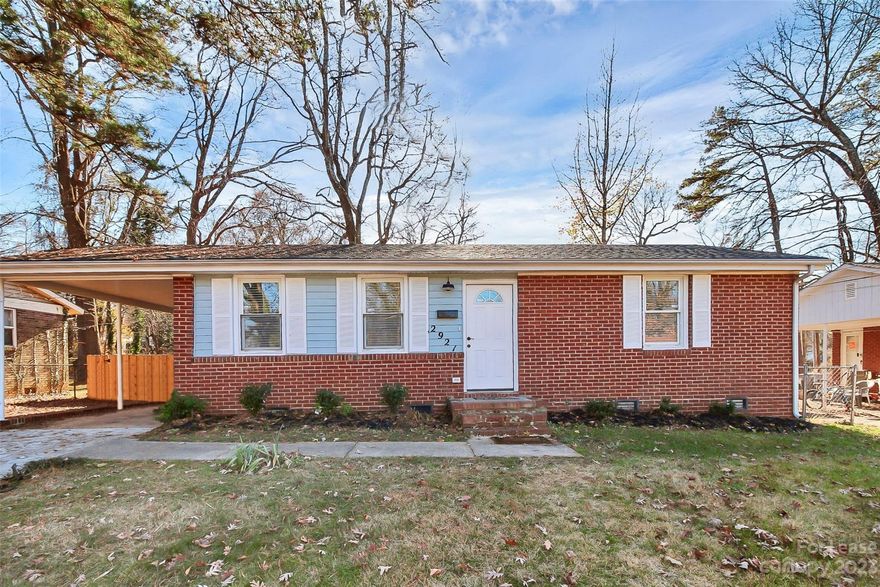 Newly renovated 3 bed/1 bath home, available now! Upon entering, you'll find flowing LVP flooring throughout your spacious living room/dining area. This space is covered with endless natural light flowing in through the front windows, and opens up to a beautifully renovated kitchen with all new SS appliances, trendy white cabinetry and a gorgeous gray subway tile backsplash. The spacious laundry room is tucked away for privacy behind this & offers you plenty of space to fold your clothes! The three bedrooms are spacious & light filled, and share the modern bathroom, complete with a large dual sink vanity & massive stand alone shower. Out back, you'll find a large & level fully fenced in backyard, perfect for kids or furry friends! The extended driveway is for ideal parking, and there's also a carport offering you a covered parking spot. Situated just minutes from 85 and 277, this location offers you everything you could need at your fingertips!