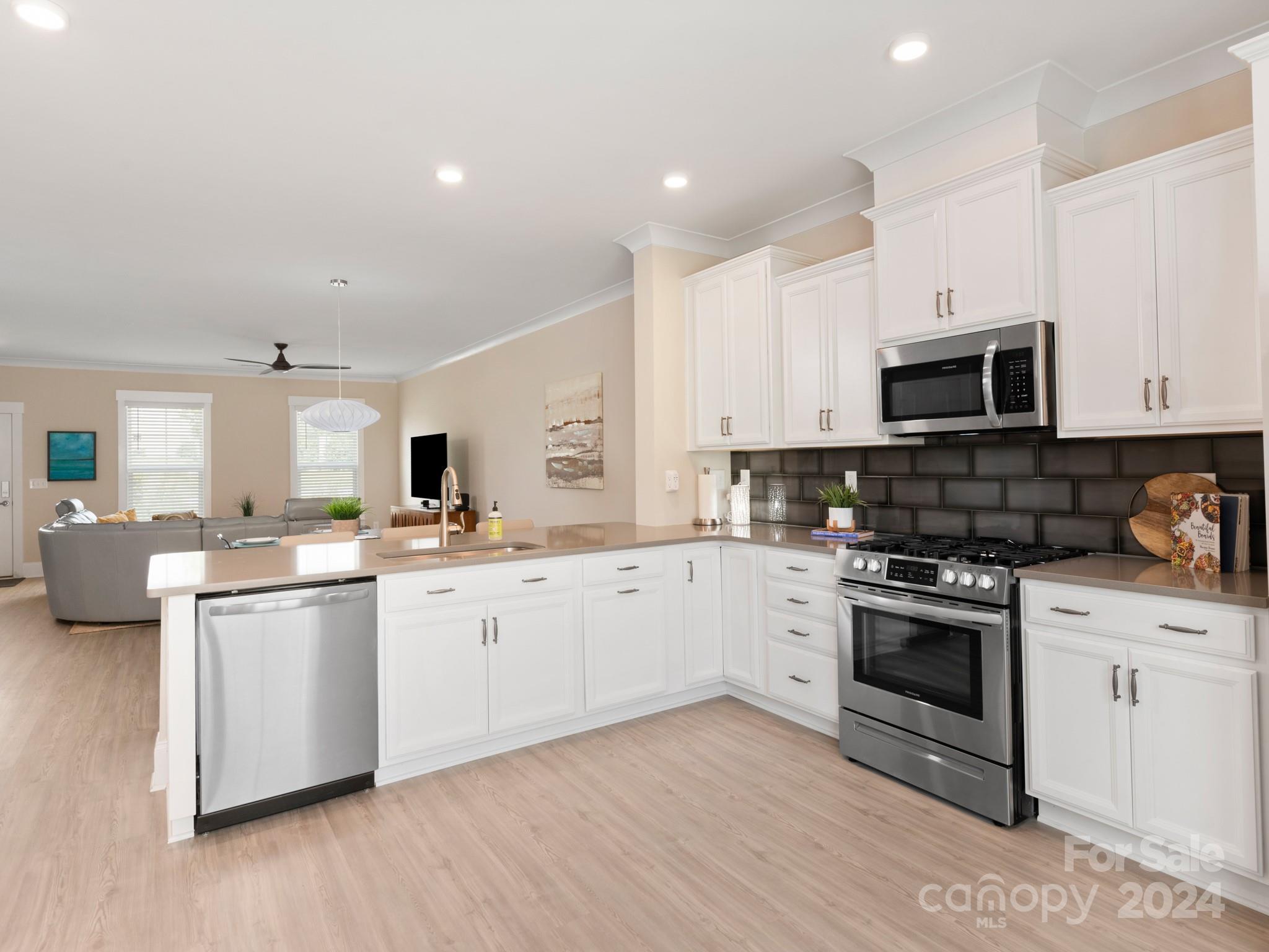 Riverwalk - Residential